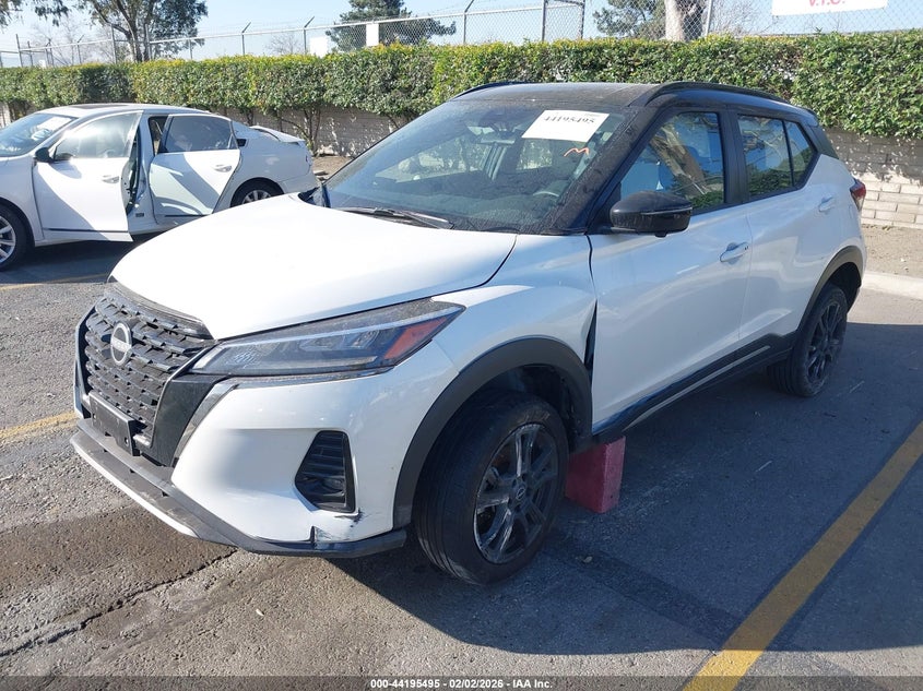 2024 Nissan Kicks Sr Xtronic Cvt