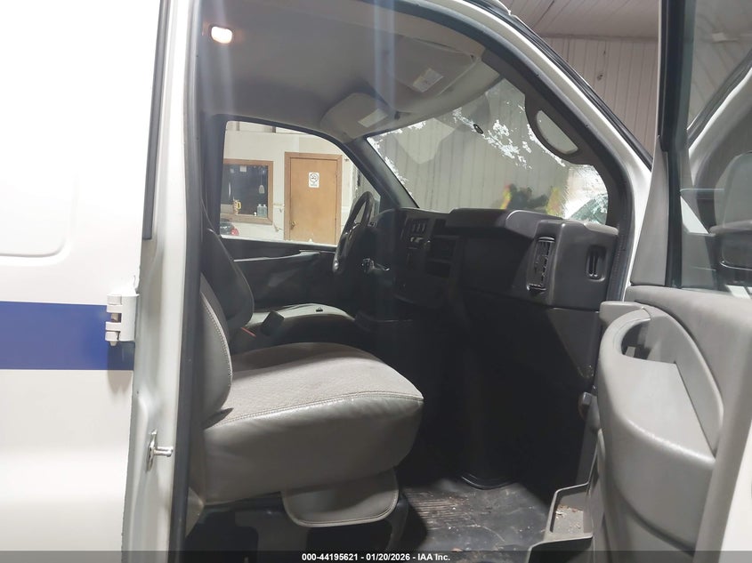 2011 Chevrolet Express 2500 Work Van