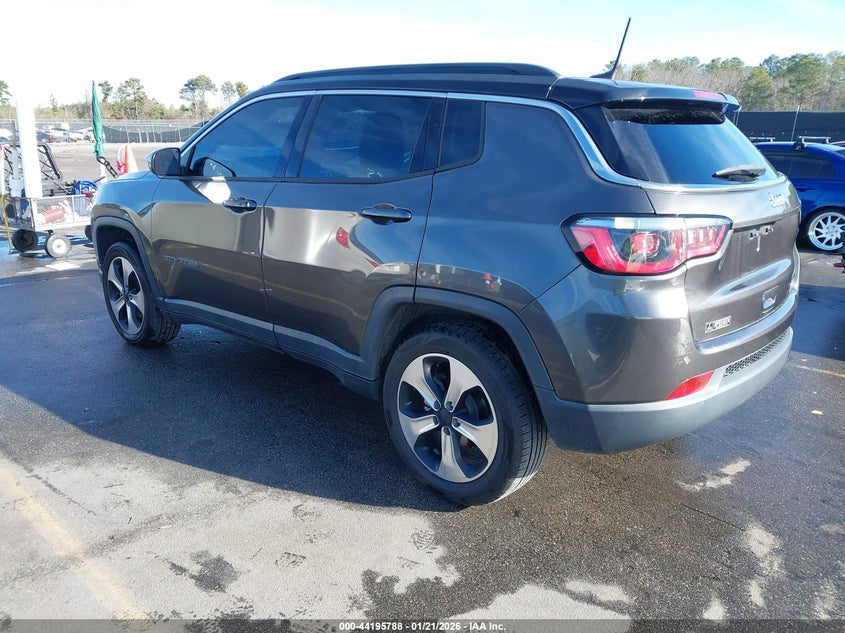 2018 Jeep Compass Latitude Fwd