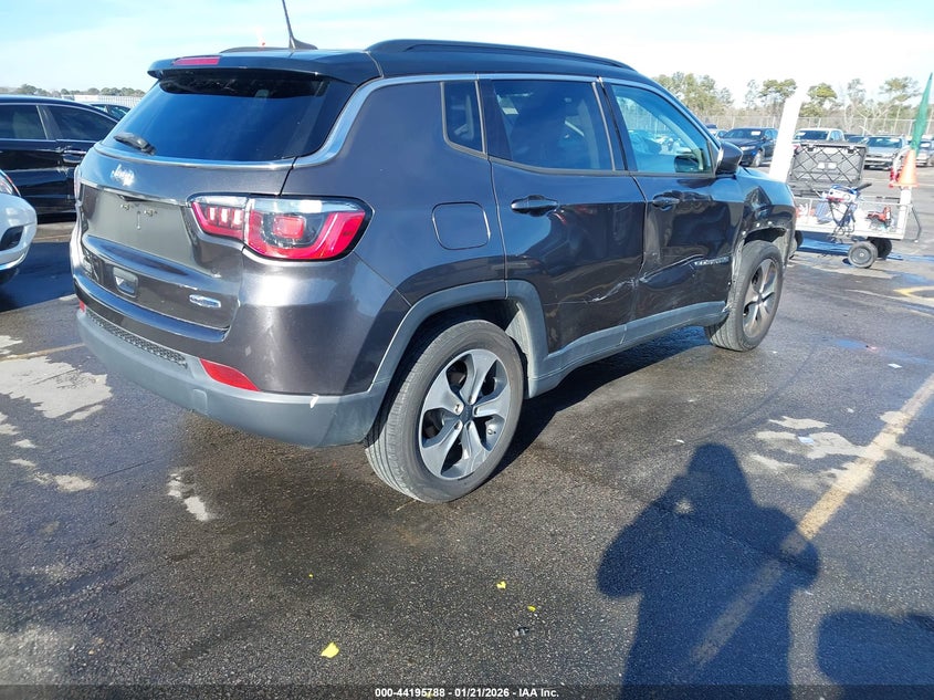 2018 Jeep Compass Latitude Fwd