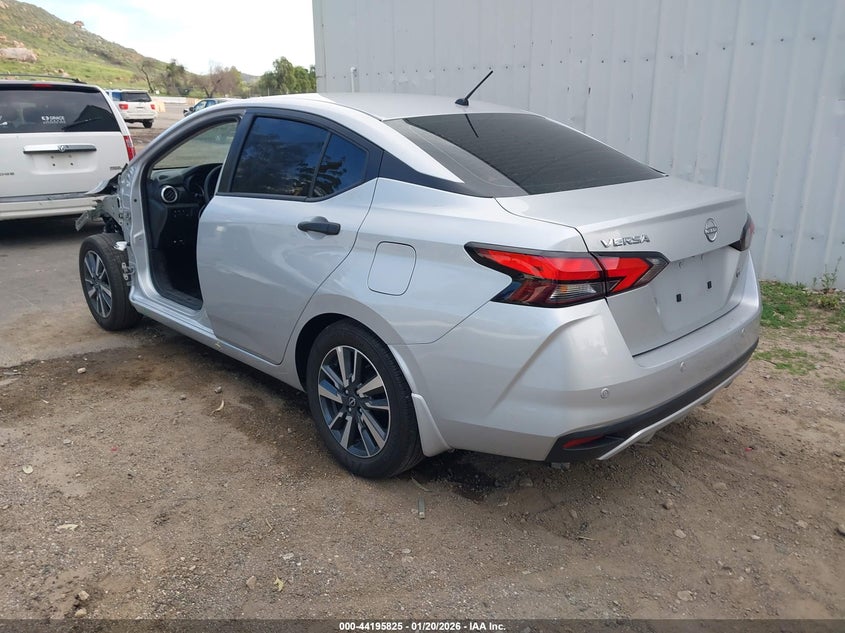 2024 Nissan Versa 1.6 S