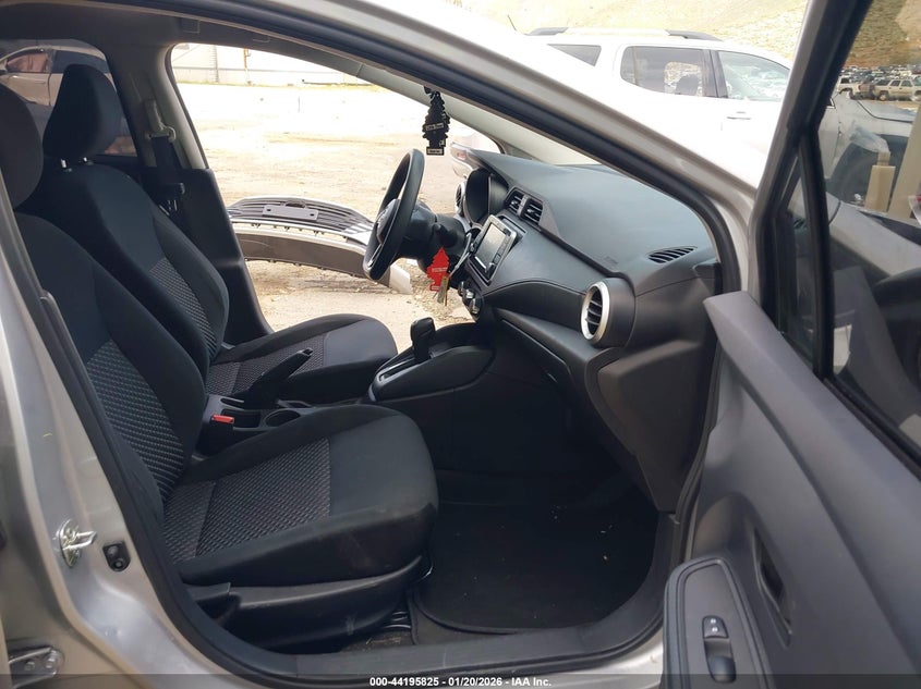 2024 Nissan Versa 1.6 S