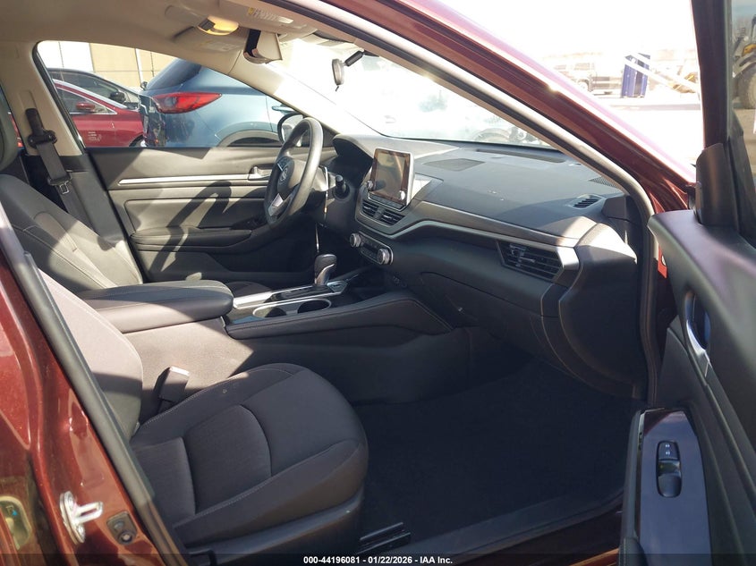 2023 Nissan Altima Sv Fwd