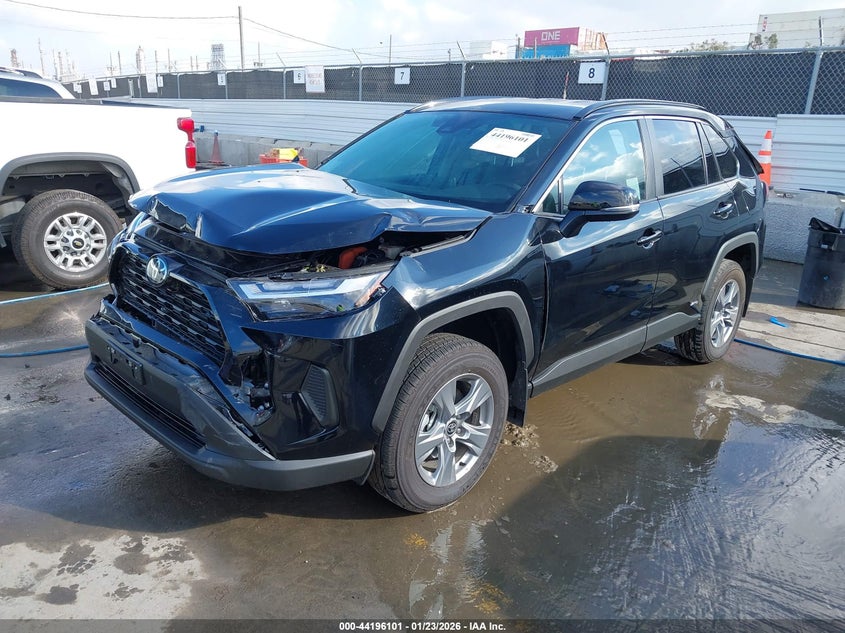 2025 Toyota Rav4 Hybrid Le