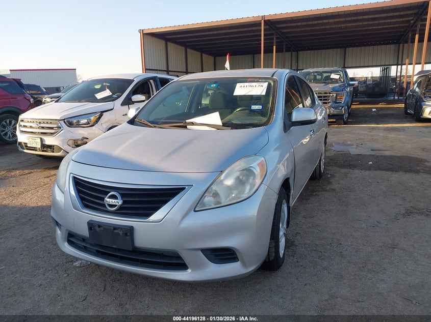 2013 Nissan Versa 1.6 Sv
