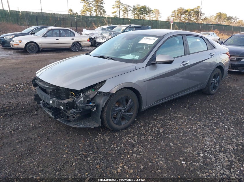 2022 Hyundai Elantra Sel