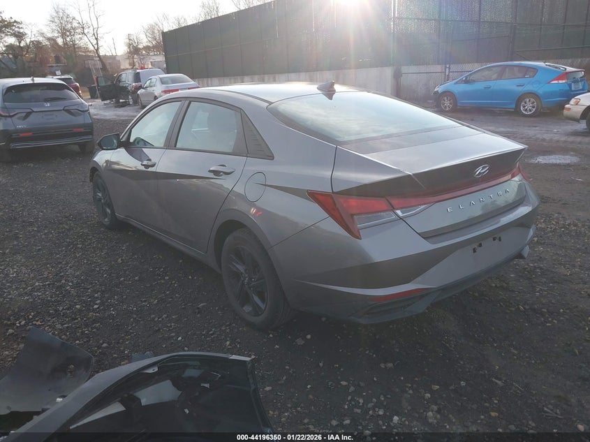 2022 Hyundai Elantra Sel