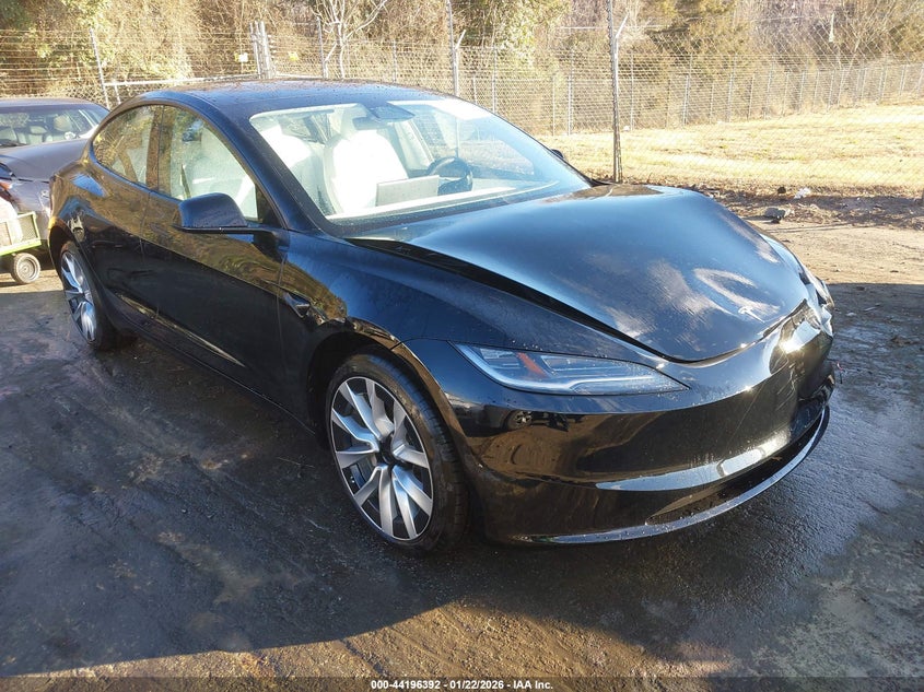 2025 Tesla Model 3 Long Range Rear-Wheel Drive/Standard Rear-Wheel Drive