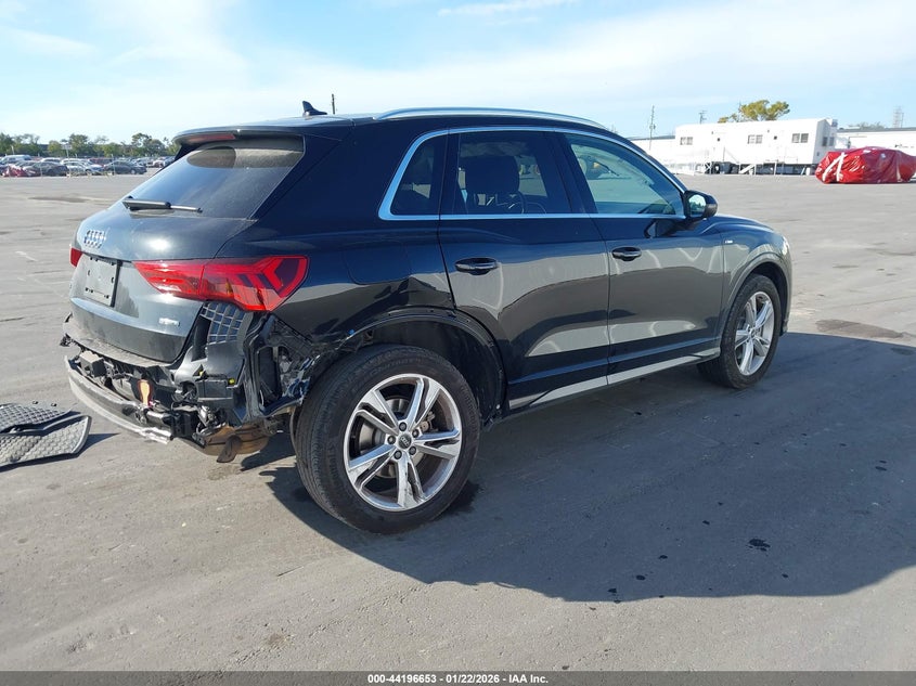 2022 Audi Q3 Premium Plus 45 Tfsi S Line Quattro Tiptronic