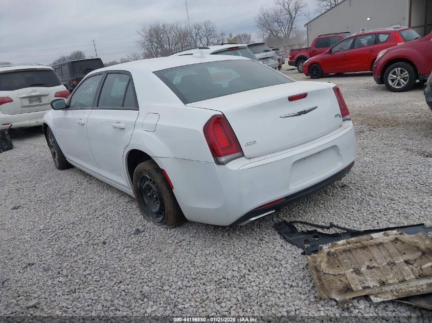 2016 Chrysler 300 300S