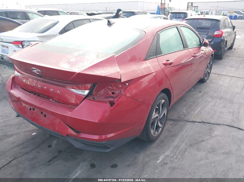 2023 Hyundai Elantra Sel