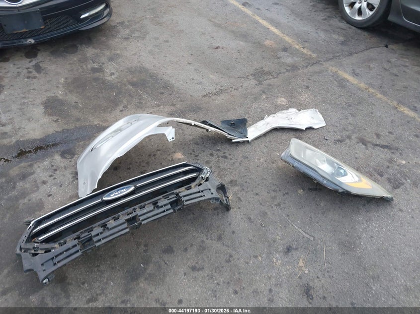 2017 Ford Escape Titanium VIN: 1FMCU9J96HUC49888 Lot: 44197193