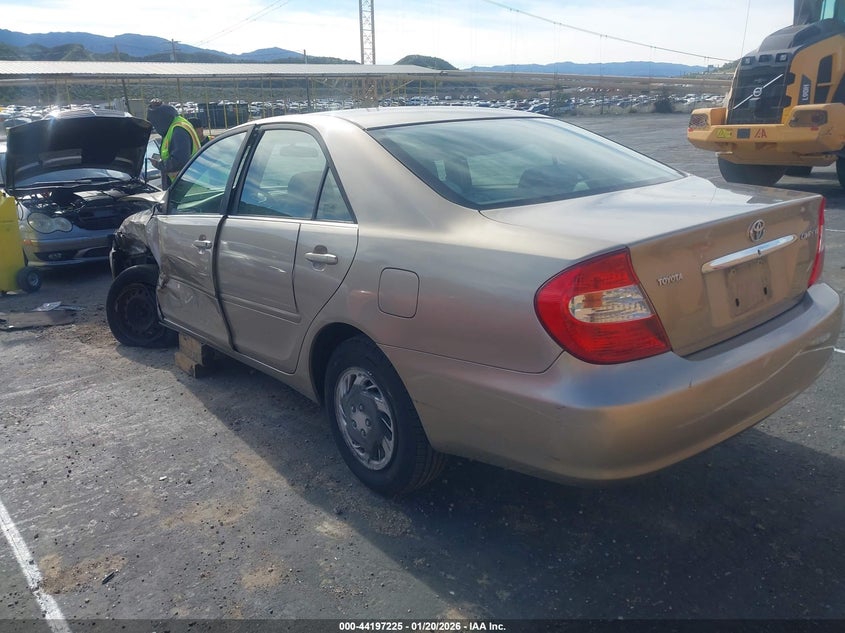 2004 Toyota Camry Le
