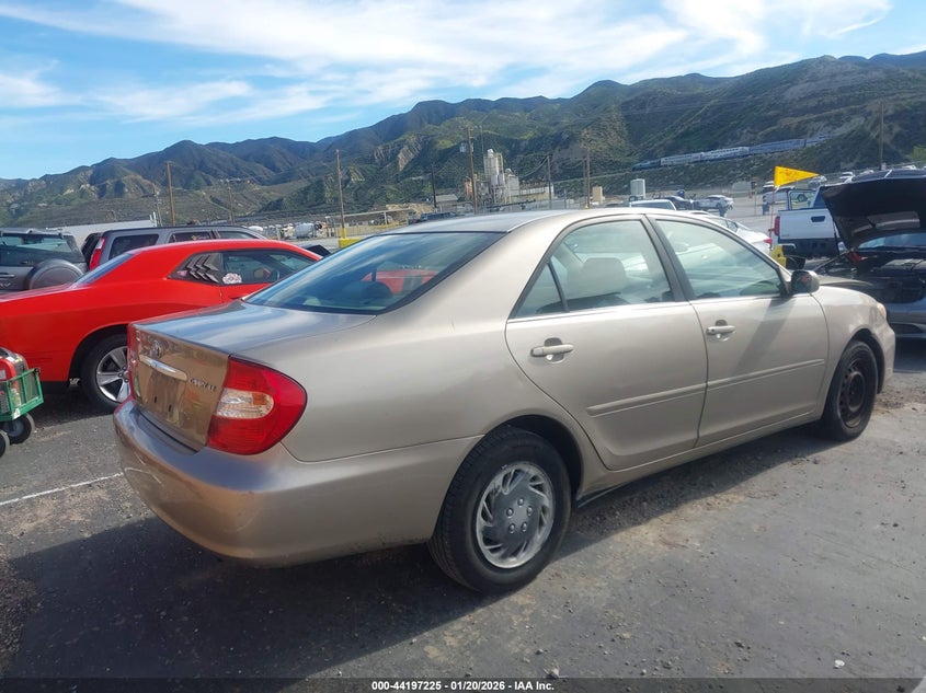 2004 Toyota Camry Le