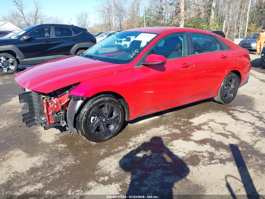 2022 Hyundai Elantra Sel