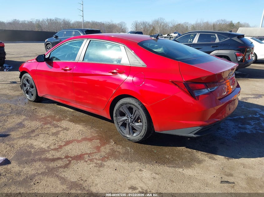 2022 Hyundai Elantra Sel