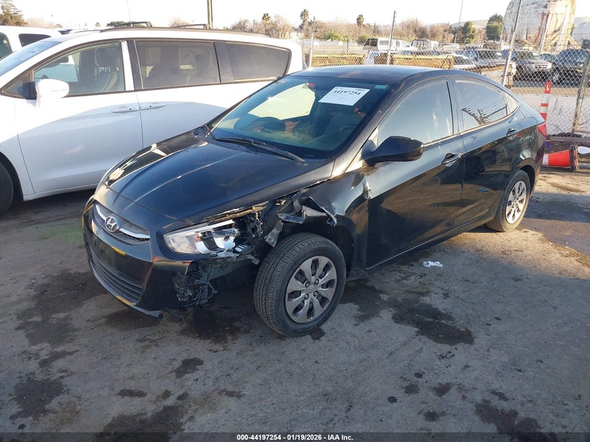 VIN KMHCT4AE7HU374840 2017 HYUNDAI ACCENT SE