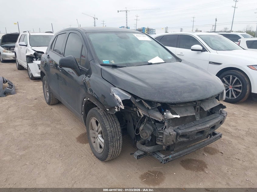 CHEVROLET TRAX FWD LS