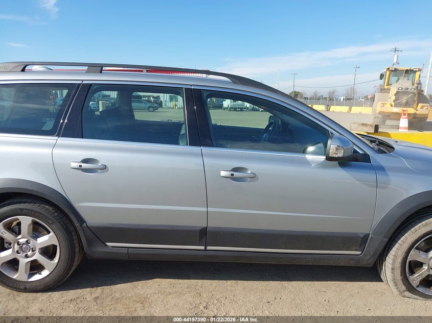2010 Volvo Xc70 3.2 VIN: YV4960BZ5A1075822 Lot: 44197390