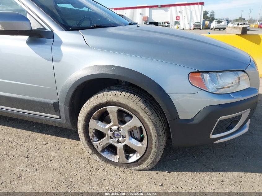 2010 Volvo Xc70 3.2 VIN: YV4960BZ5A1075822 Lot: 44197390