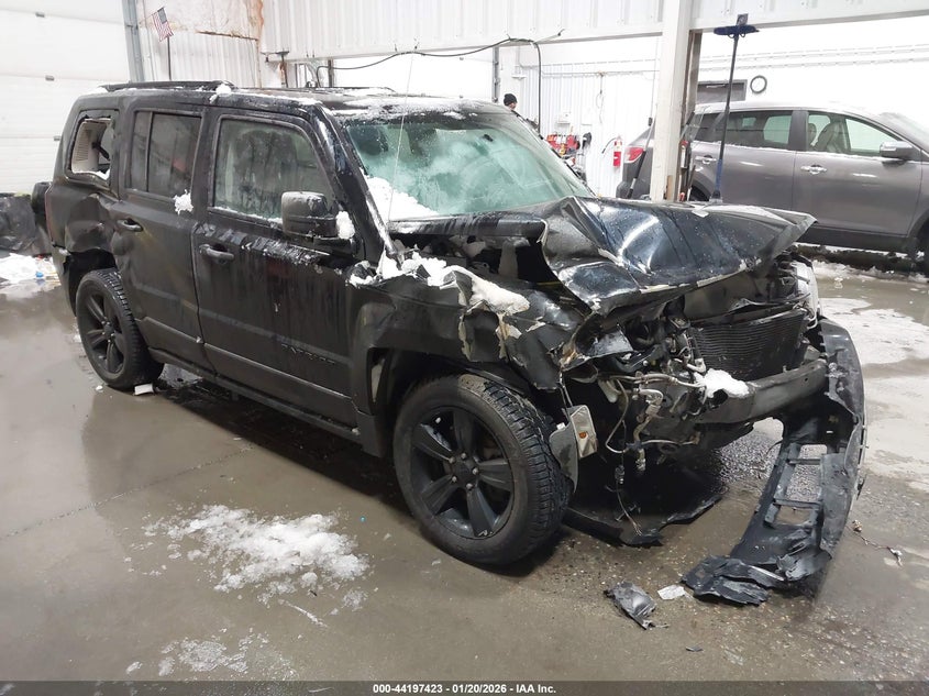 1C4NJPBAXED812763 JEEP PATRIOT Photo 1