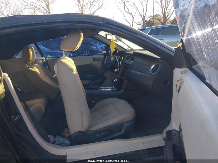 2010 Ford Mustang V6