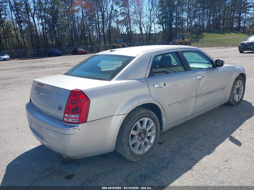 Vin: 2c3ca6ct4ah154568, lot: 44693686, chrysler 300c hemi 20104