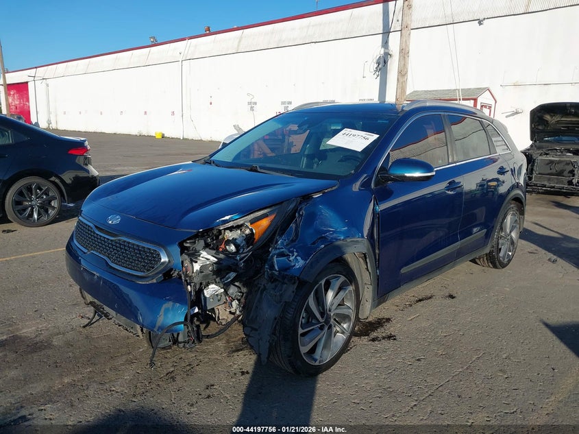 VIN KNDCE3LC9H5075879 2017 KIA NIRO TOURING