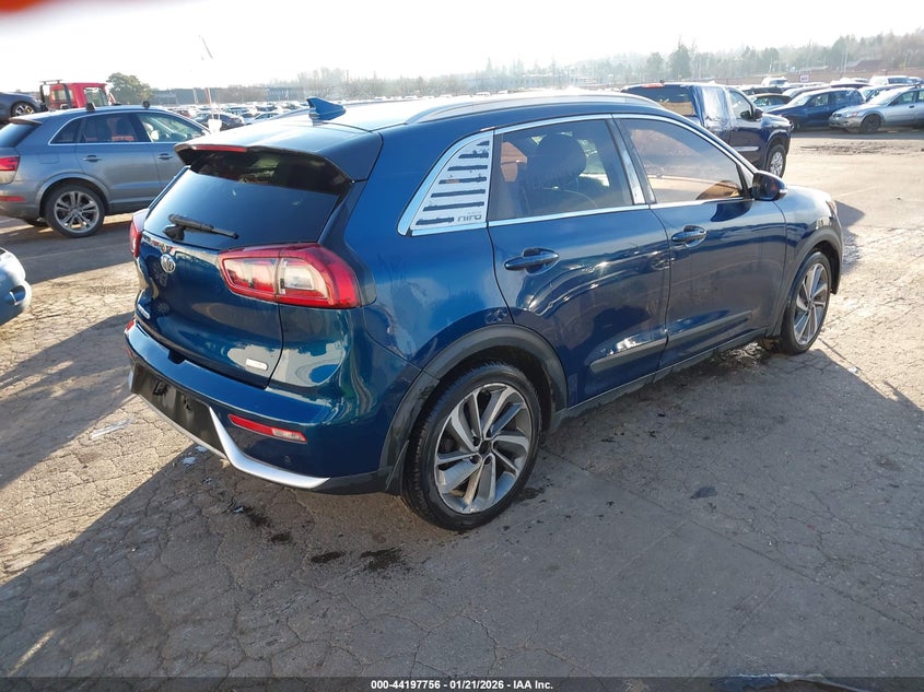VIN KNDCE3LC9H5075879 2017 KIA NIRO TOURING