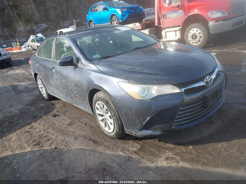 2016 Toyota Camry Le