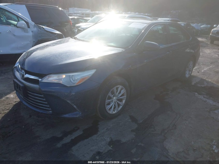 2016 Toyota Camry Le