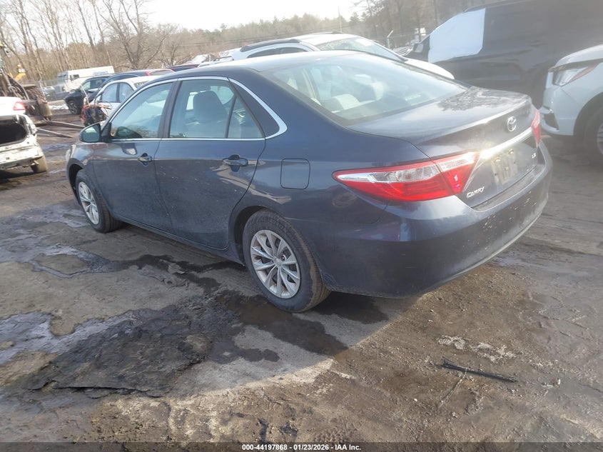 2016 Toyota Camry Le