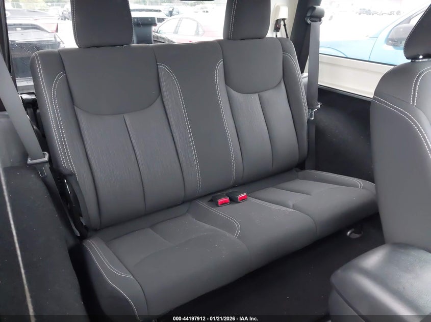 2018 Jeep Wrangler Jk Sahara 4X4 VIN: 1C4GJWBG6JL925603 Lot: 44197912