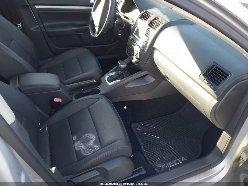 2008 Volkswagen Jetta Se/Sel