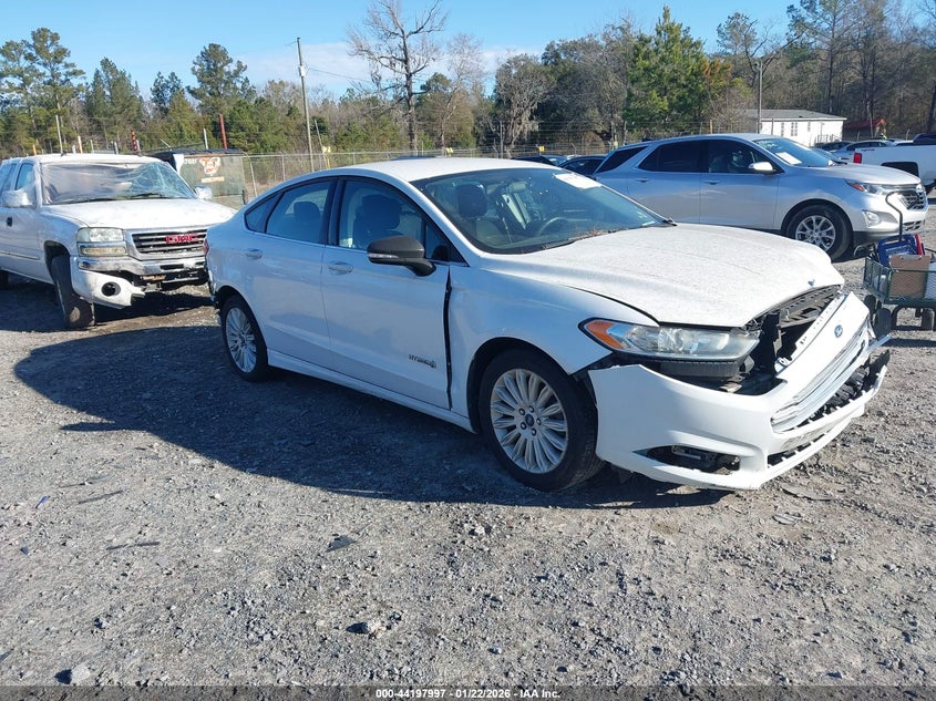 FORD FUSION HYBRID SE