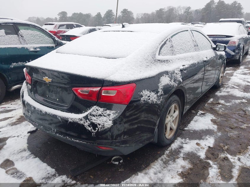 2018 CHEVROLET MALIBU auction photo 4
