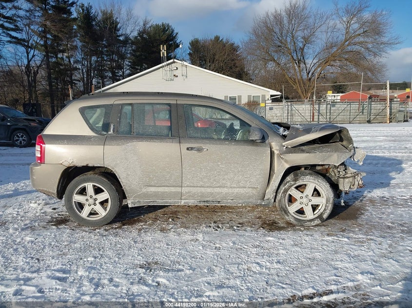 2007 Jeep Compass Sport VIN: 1J8FT47W77D196453 Lot: 44198200
