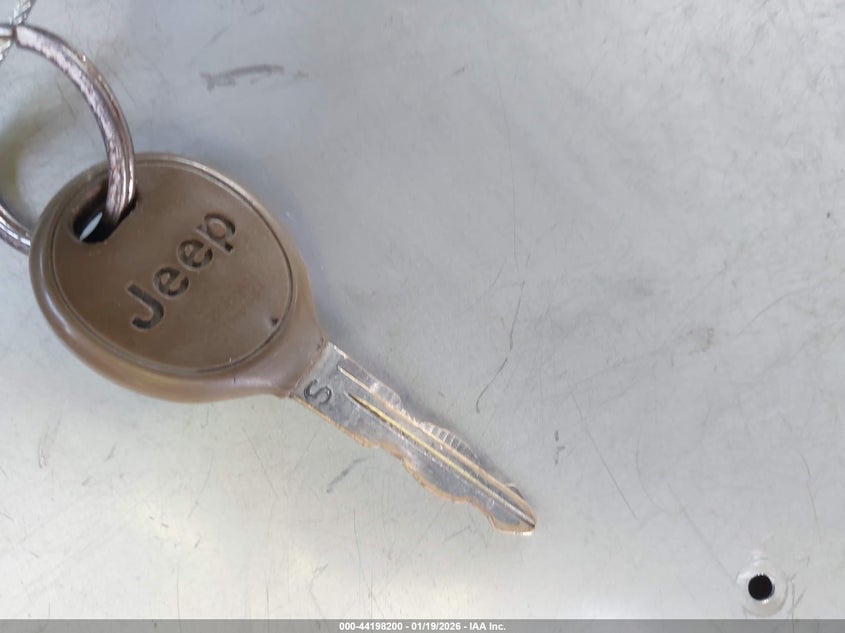 2007 Jeep Compass Sport VIN: 1J8FT47W77D196453 Lot: 44198200