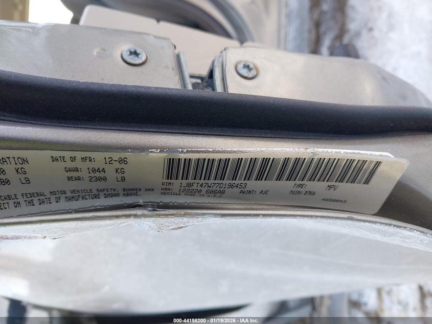 2007 Jeep Compass Sport VIN: 1J8FT47W77D196453 Lot: 44198200