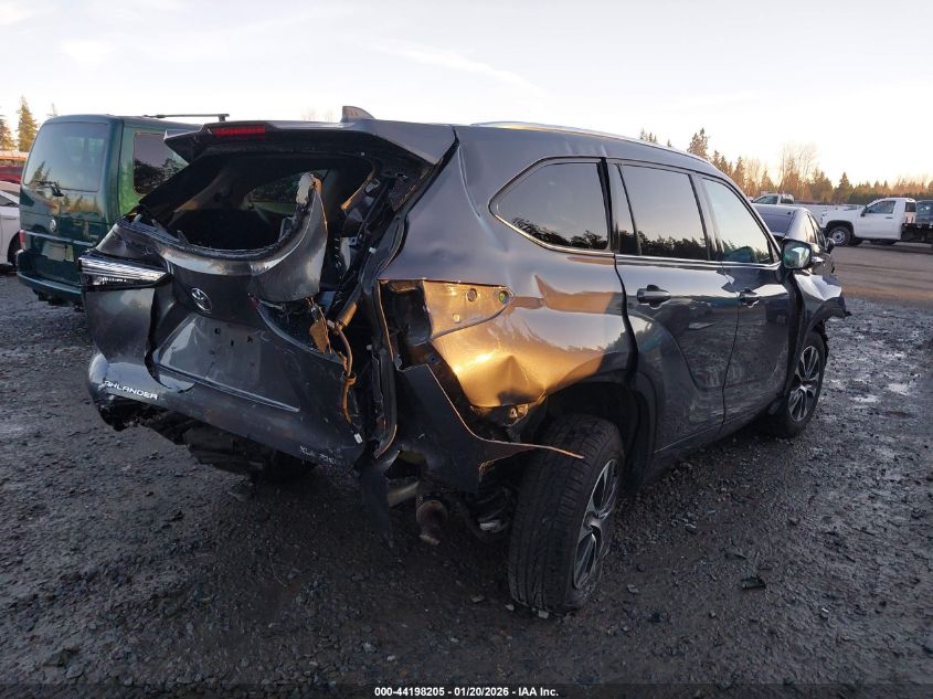 2020 Toyota Highlander Xle