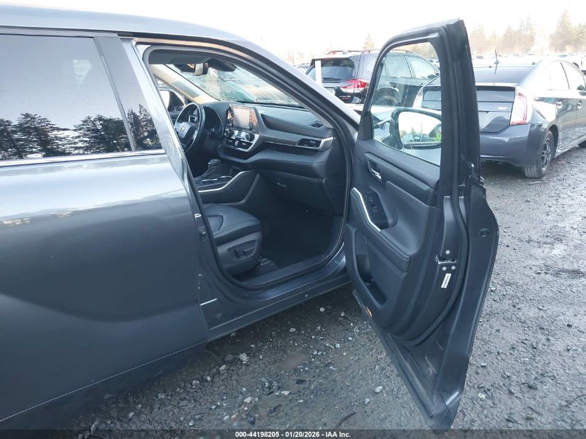 2020 Toyota Highlander Xle