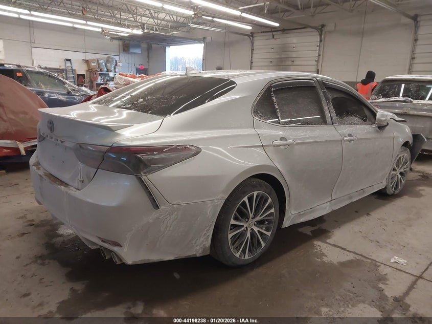2020 Toyota Camry Se