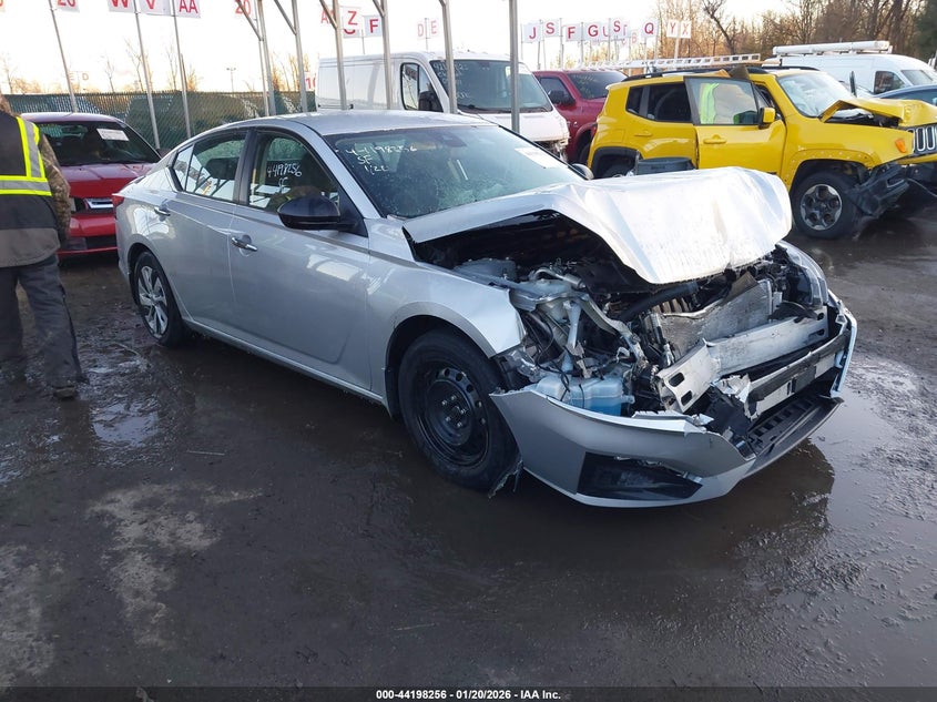 2024 Nissan Altima S Fwd