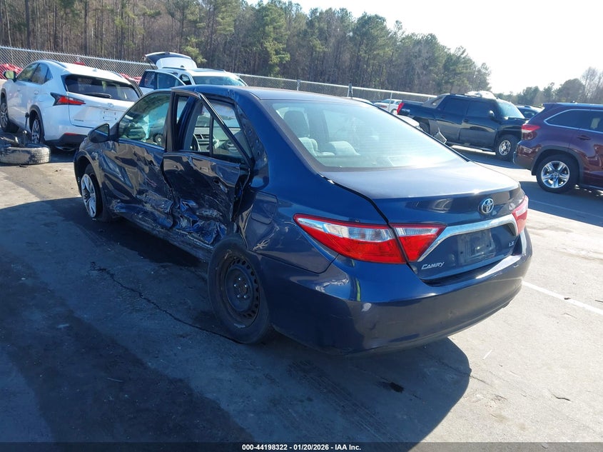 2016 Toyota Camry Le