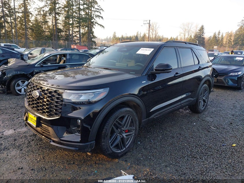 2025 Ford Explorer St-Line