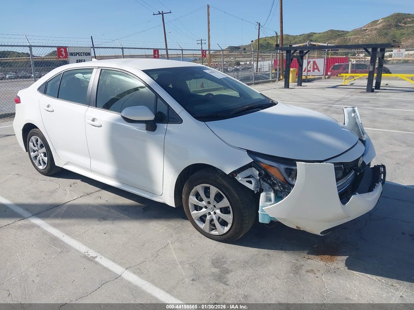 TOYOTA COROLLA HYBRID HYBRID LE 2026