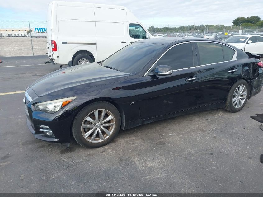 2015 Infiniti Q50 Premium