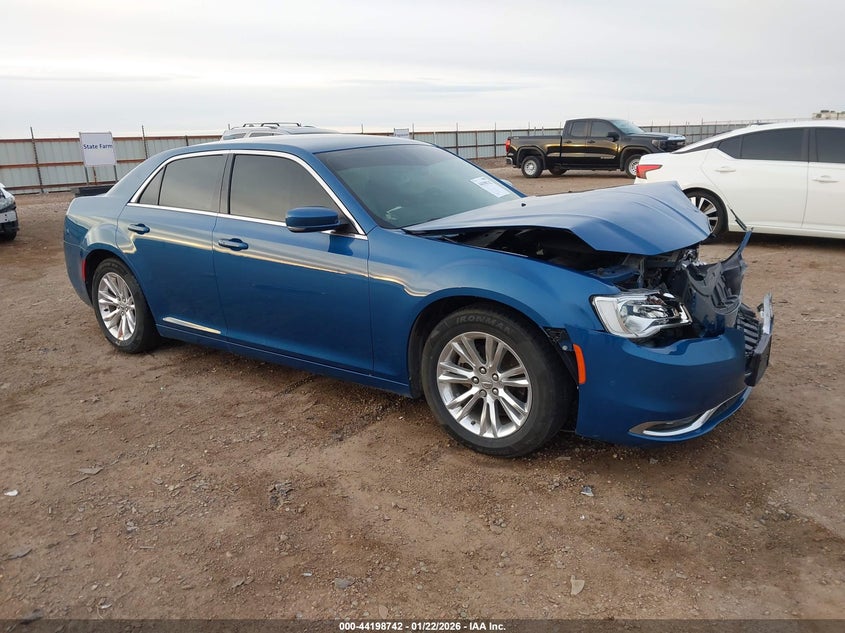 2021 Chrysler 300 Touring L