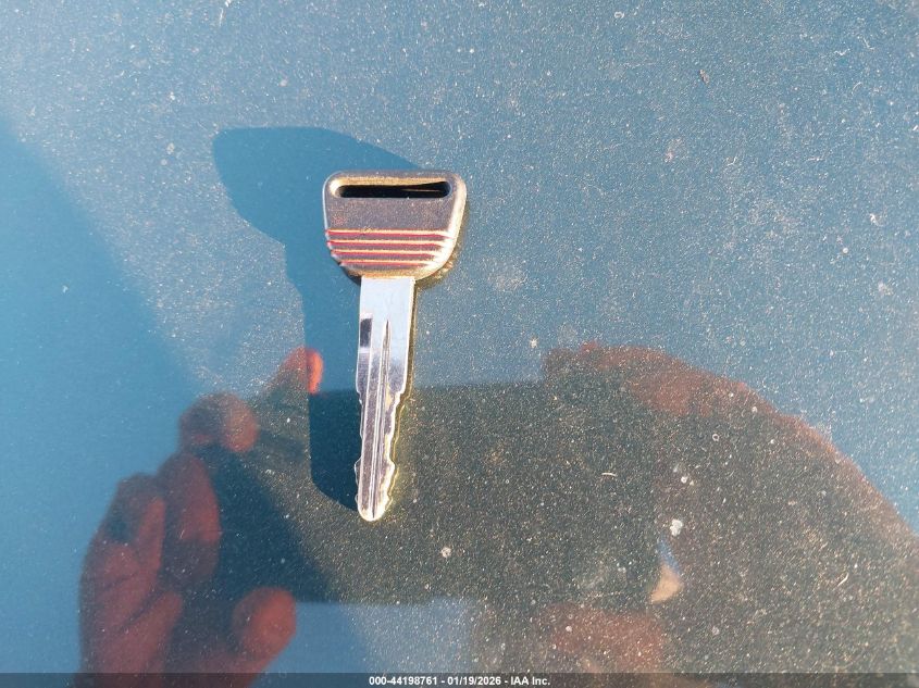 2000 Honda Cr-V Lx VIN: JHLRD1844YC040586 Lot: 44198761