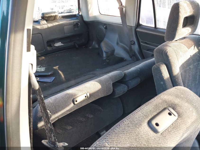 2000 Honda Cr-V Lx VIN: JHLRD1844YC040586 Lot: 44198761